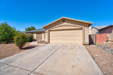 04-10221 E Hummingbird Meadow-28