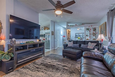 118 Brian Dr, Henderson, NV 89074 - photo 4