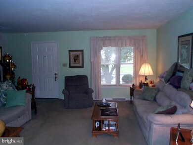 203 Stonecrest Ct, Stevens, PA 17578 - photo 4