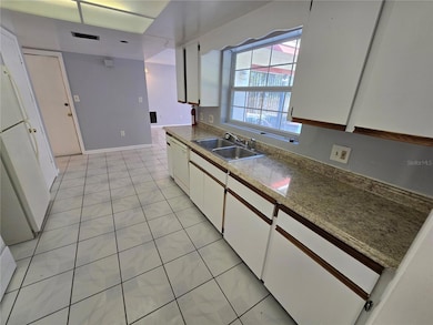 6117 Shadow Wood Ct, Orlando, FL 32808 - photo 6