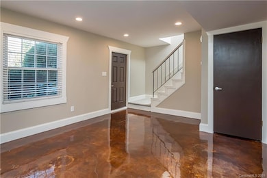 638 Chipley Ave unit 5, Charlotte, NC 28205 - photo 6