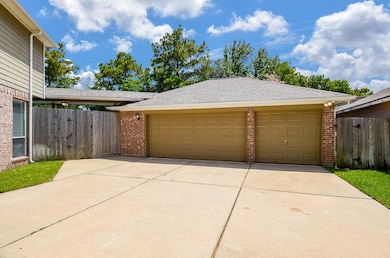 8207 Cross Springs Ct, Houston, TX 77095 - photo 6