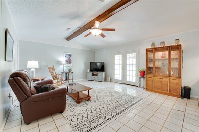 621 N Fairview Cir, Alvin, TX 77511 - photo 5