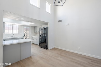 2223 E Catalina Dr, Phoenix, AZ 85016 - photo 7