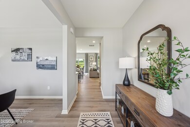 96 Ellis Park, Elizabethtown, KY 42701 - photo 2