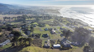 43725 Cypress Pkwy unit 3, Manchester, CA 95459 - photo 6