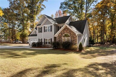 732 E Jefferson St, Hoschton, GA 30548 - photo 5