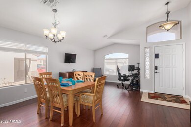 3554 S Payton unit 3, Mesa, AZ 85212 - photo 2