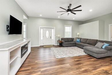 61 Bradley Ln, Hortense, GA 31543 - photo 6