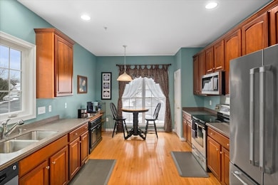 85 Buttercup Ln, South Grafton, MA 01560 - photo 6