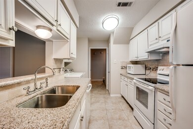 1212 Country Place Dr, Houston, TX 77079 - photo 7