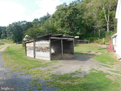 5 Barnett Ln, Mc Clure, PA 17841 - photo 6