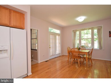 202 Bolton Ct, Maple Glen, PA 19002 - photo 6