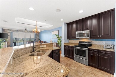 Open kitchen