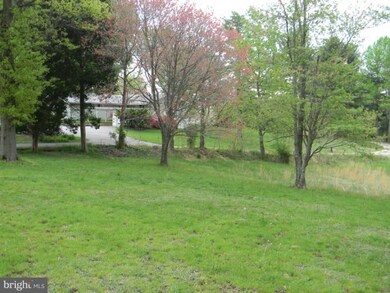 10883 Scaggsville Rd, Laurel, MD 20723 - photo 7