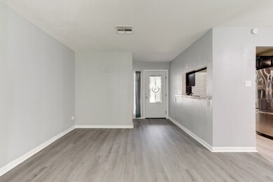 9514 Jaywood Dr, Houston, TX 77040 - photo 5