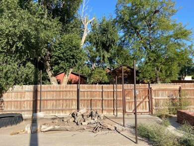 307 S Jackson St, Hugoton, KS 67951 - photo 3