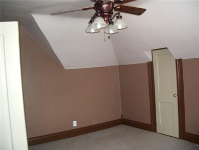 126 Court St, Anderson, IN 46012 - photo 7