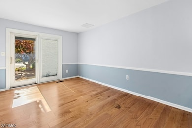 44 Maddaket Ct, Scotch Plains Twp., NJ 07076 - photo 6