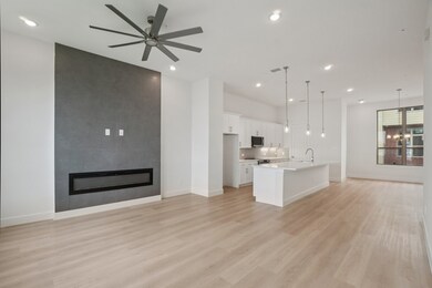 13351 Goodland St unit 203, Farmers Branch, TX 75234 - photo 7