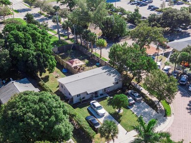 1400 NE 2nd Ct, Boca Raton, FL 33432 - photo 7