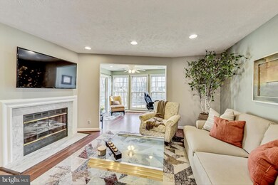 12006 Ridge Knoll Dr unit 501B, Fairfax, VA 22033 - photo 6