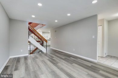 2394 Southgate Square, Reston, VA 20191 - photo 5