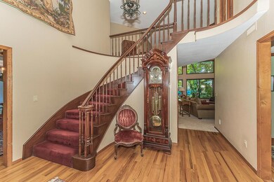 843 E Country View Cir, Fresno, CA 93730 - photo 6