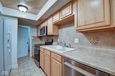 4253 Foxglove Trace, Indianapolis, IN 46237 - photo 6