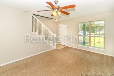 270 E 147th St S unit B, Glenpool, OK 74033 - photo 2