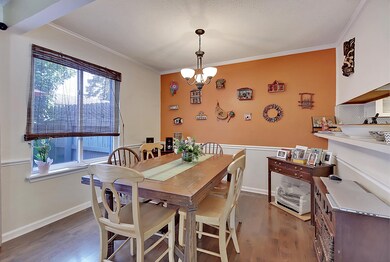 16 Maplecrest Dr