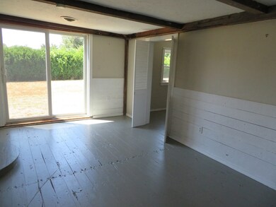 713 Russells Mills Rd unit Rear, South Dartmouth, MA 02748 - photo 7