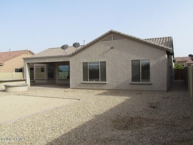 023-305894 - back right