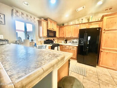LOSTDUTCHMAN121KITCHENTWO