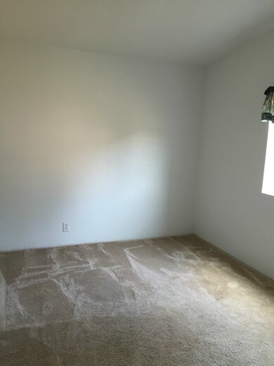 535 Connelly St, Raymond, WA 98577 - photo 7