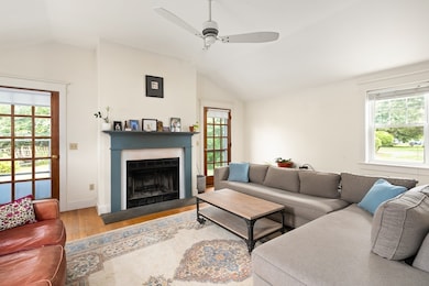 50 Williston Ave, Easthampton, MA 01027 - photo 6