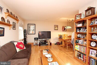 17701 Lochness Cir, Olney, MD 20832 - photo 7