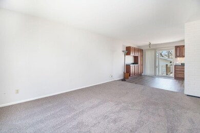 2238 Woodside living room
