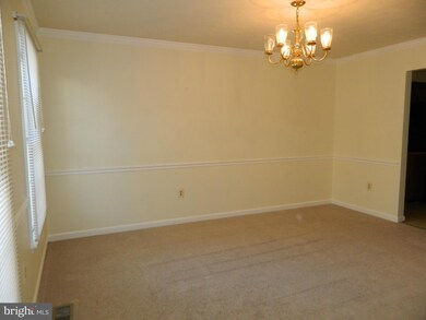 6702 Farmstead Ln, Fredericksburg, VA 22407 - photo 2