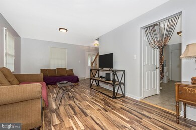 1931 Maplewood Dr, Hagerstown, MD 21740 - photo 4