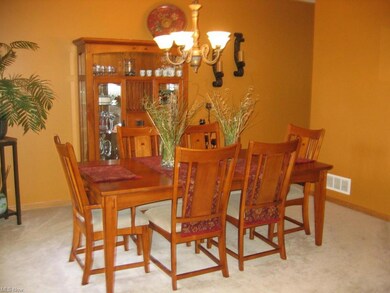 29924 Ridge Rd, Wickliffe, OH 44092 - photo 4