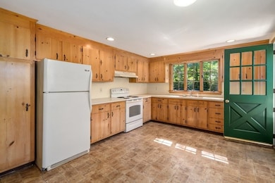 106 Pond St, Nahant, MA 01908 - photo 2