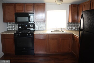 302 Don Dr, New Holland, PA 17557 - photo 6