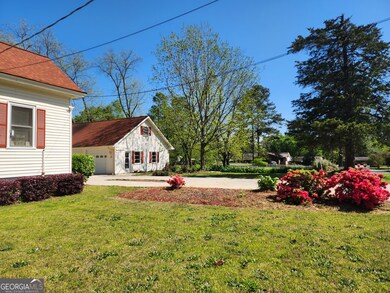 121 Cook St, Royston, GA 30662 - photo 4