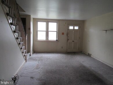 1215 Crestview Rd, Darby, PA 19023 - photo 3