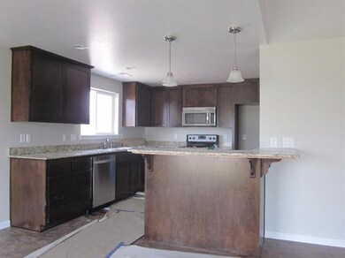 8367 Kyra Ln, White City, OR 97503 - photo 3