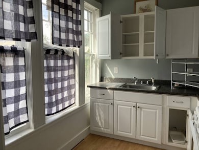 1024 University Place, Schenectady, NY 12308 - photo 2