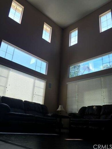 Vaulted ceiling living room