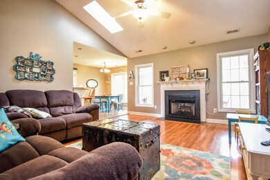 207 English Walnut (28 of 37)