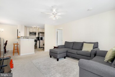 13306 Kilmarnock Way unit 3J, Germantown, MD 20874 - photo 2